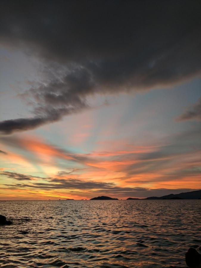 Cashewnut Cove Villa Koh Lipe Buitenkant foto
